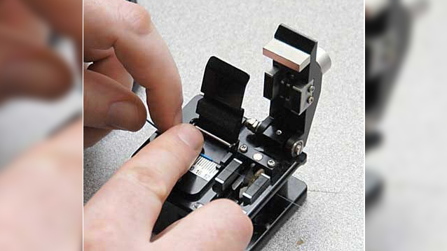 FTTH Fiber Splicing Step Guide (3)