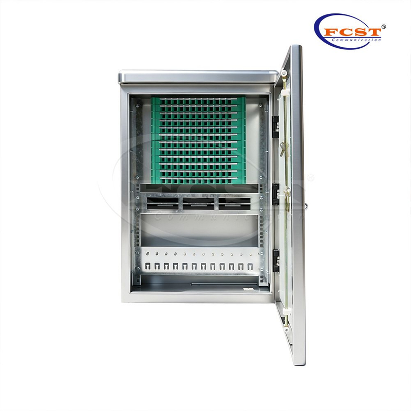 Fiber optic distribution cabinet